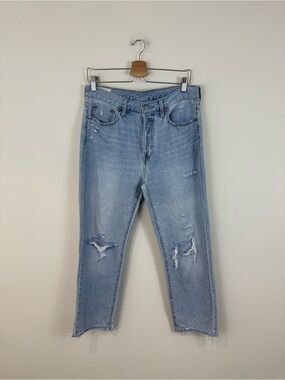 Gap Light Wash Boyfriend Mid Rise Jeans Distressed Size 28 Women's